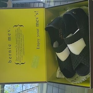 Bernie Mev wedge sandals